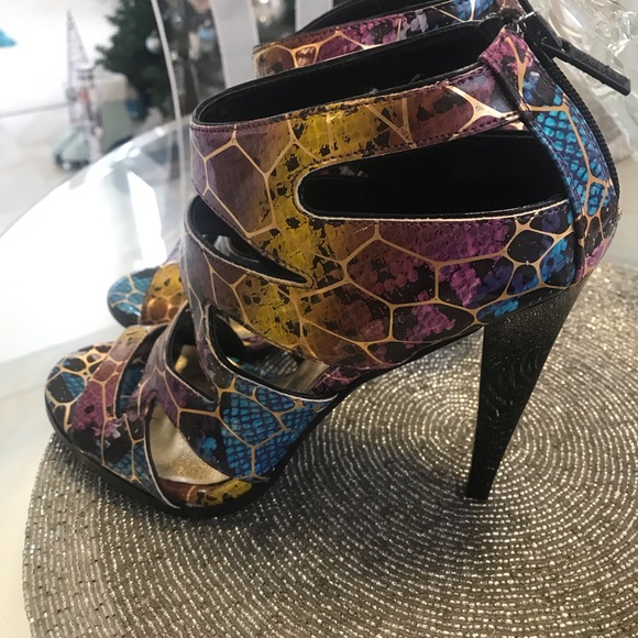 COPY - SET Michael Antonio shoes and purse - Picture 2 of 8